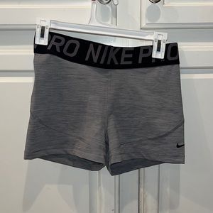 Nike pro compression short